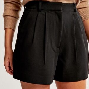 Women's Abercrombie A&F Sloane Tailored Linen-Blend Short Black Size 2